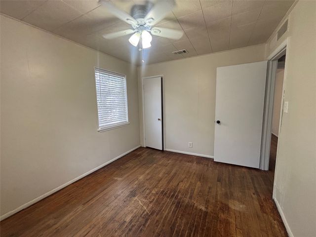 4116 Lisbon Street, Fort Worth, TX 76107