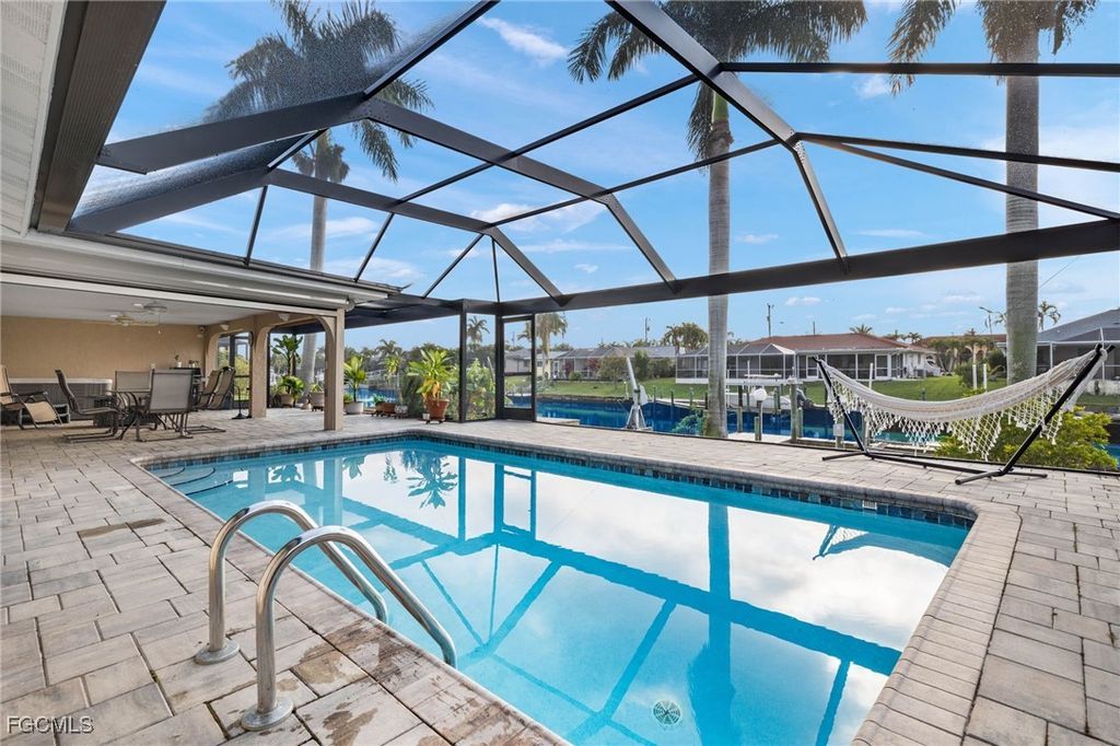 2236 SE 27th ST, Cape Coral, FL 33904