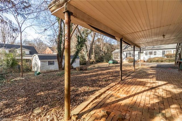 5 Hege Drive, Lexington, NC 27292