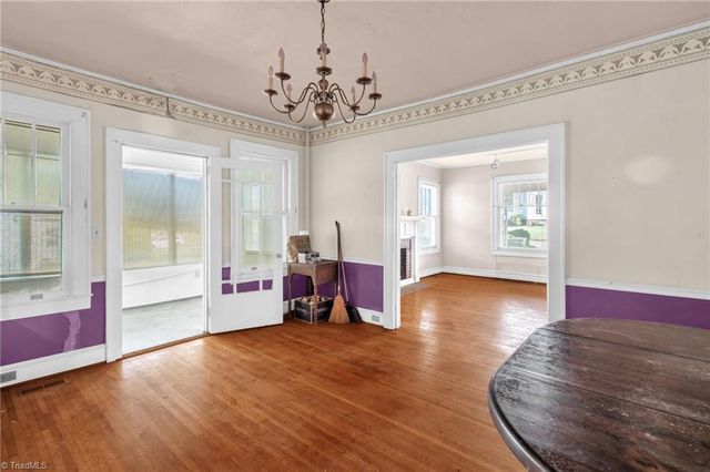 5 Hege Drive, Lexington, NC 27292