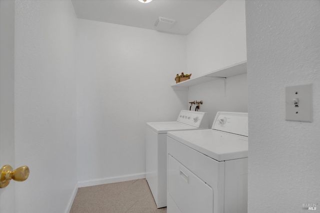 800 Spoonbill Ln, Suisun City, CA 94585