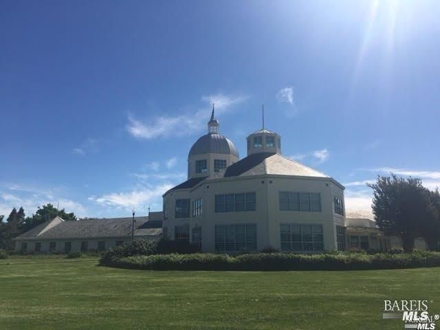 800 Spoonbill Ln, Suisun City, CA 94585