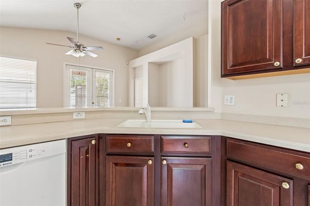 4789 WHISPERING WIND AVENUE, Tampa, FL 33614