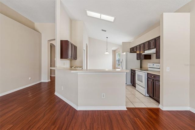 4789 WHISPERING WIND AVENUE, Tampa, FL 33614