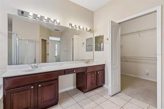 4789 WHISPERING WIND AVENUE, Tampa, FL 33614