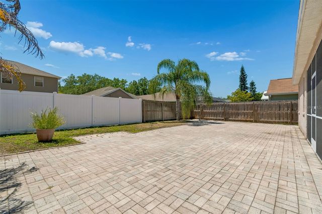 4789 WHISPERING WIND AVENUE, Tampa, FL 33614