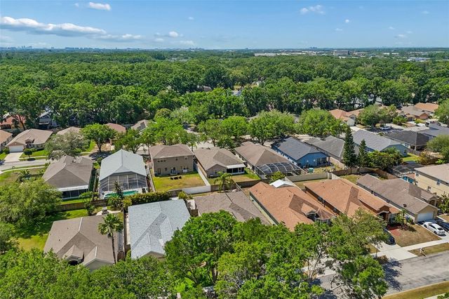 4789 WHISPERING WIND AVENUE, Tampa, FL 33614