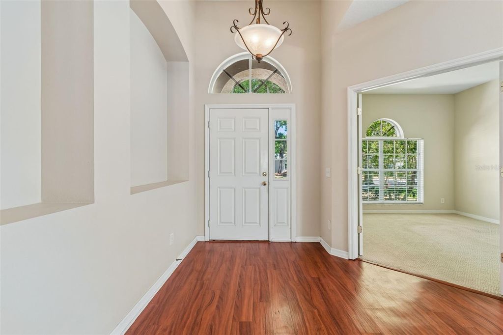 Image 11 of property listing at 4789 WHISPERING WIND AVENUE, Tampa, FL 33614