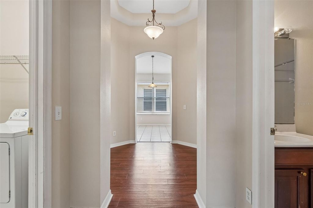Image 38 of property listing at 4789 WHISPERING WIND AVENUE, Tampa, FL 33614