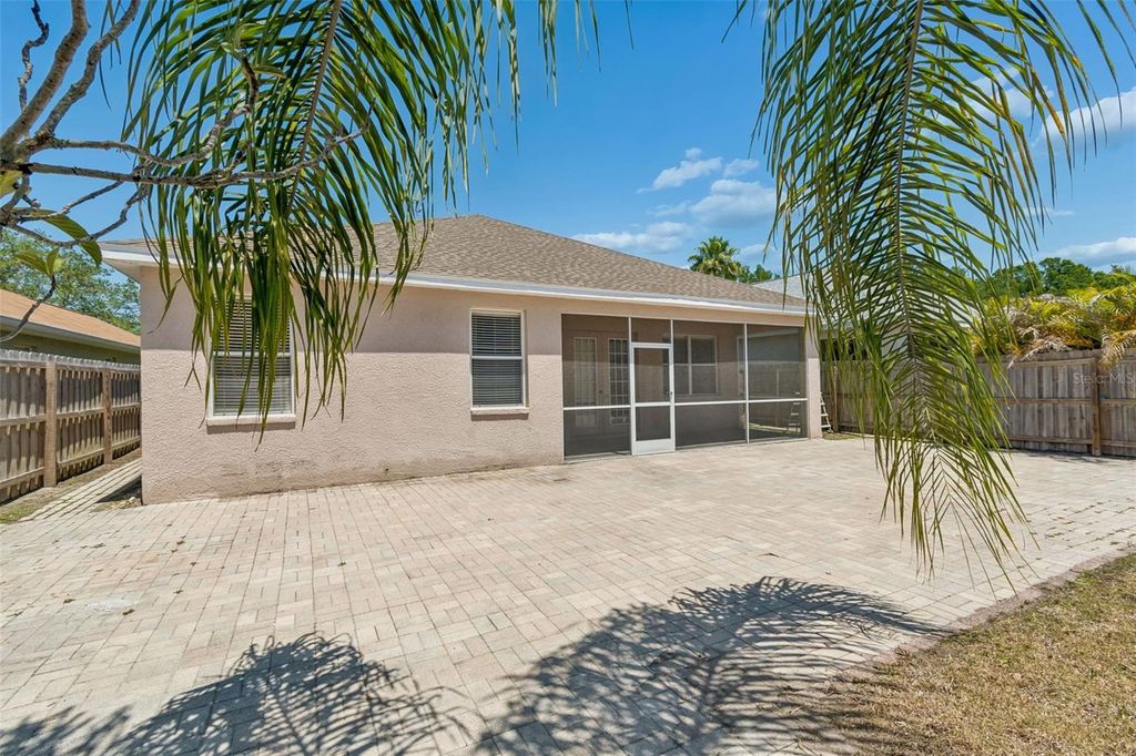Image 83 of property listing at 4789 WHISPERING WIND AVENUE, Tampa, FL 33614