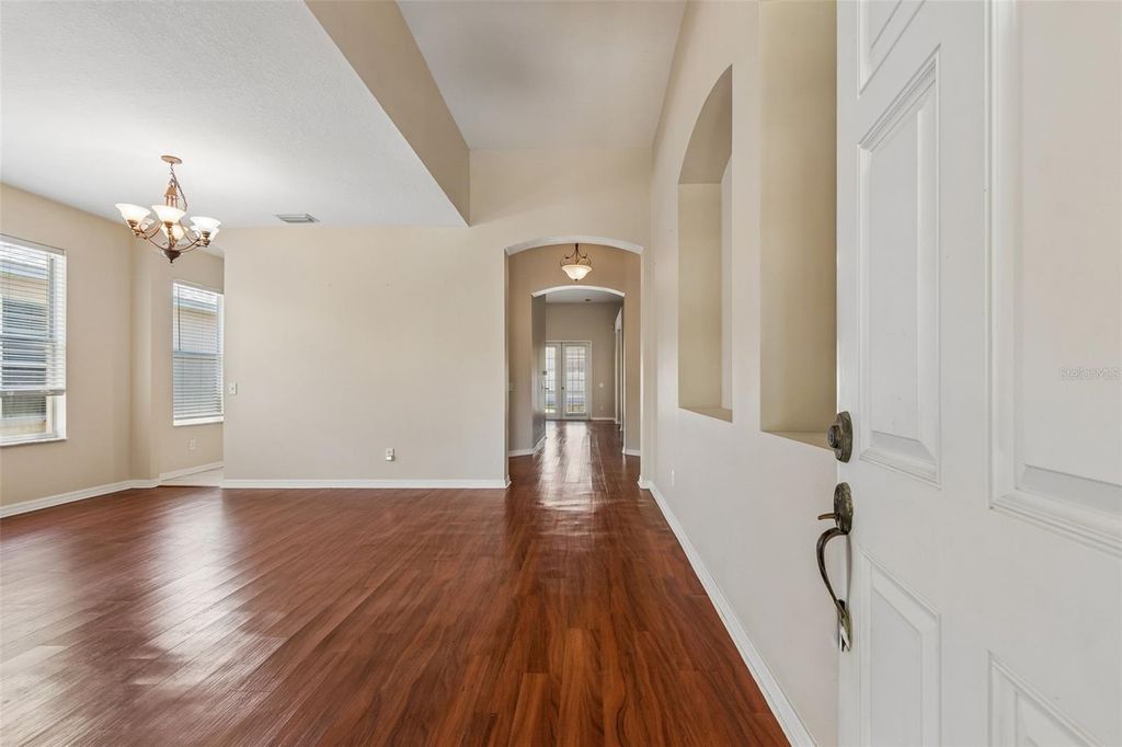 Image 10 of property listing at 4789 WHISPERING WIND AVENUE, Tampa, FL 33614