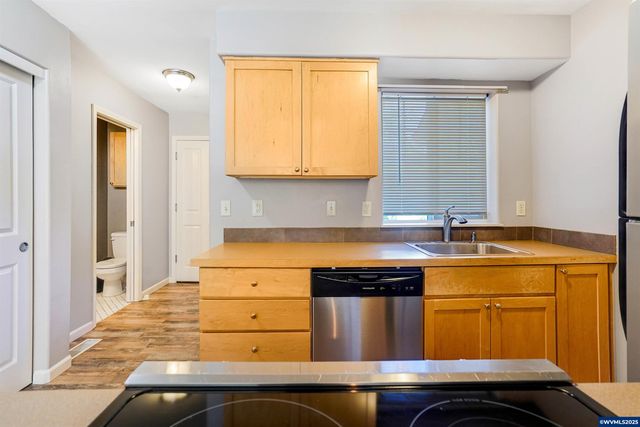 2670 Brooks Av NE, Salem, OR 97301