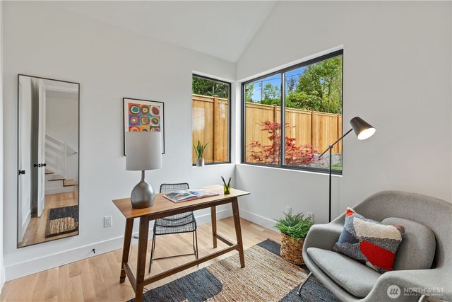 11312 NE 60th Street, Kirkland, WA 98033