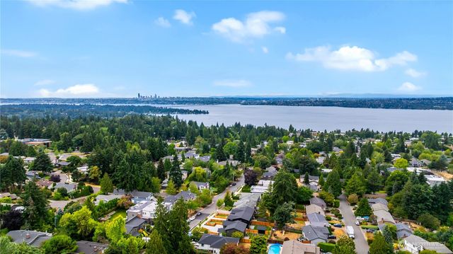 11312 NE 60th Street, Kirkland, WA 98033