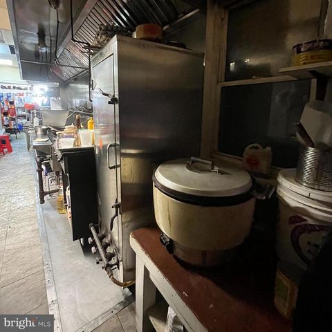 3303 N FRONT ST, Philadelphia, PA 19140