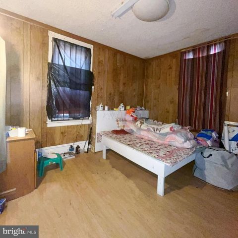 3303 N FRONT ST, Philadelphia, PA 19140