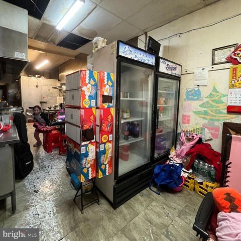 3303 N FRONT ST, Philadelphia, PA 19140