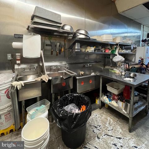 3303 N FRONT ST, Philadelphia, PA 19140