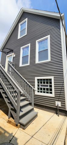 3816 W Montrose Avenue, Chicago, IL 60618