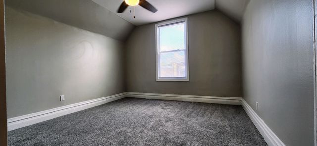 3816 W Montrose Avenue, Chicago, IL 60618