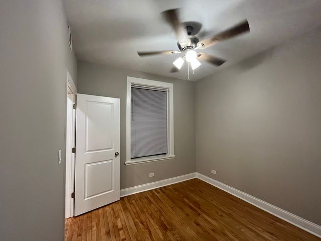 3816 W Montrose Avenue, Chicago, IL 60618