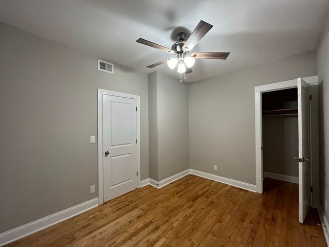 3816 W Montrose Avenue, Chicago, IL 60618