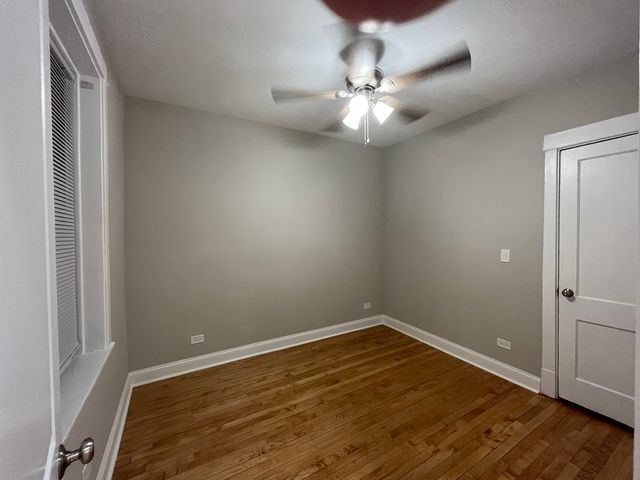 3816 W Montrose Avenue, Chicago, IL 60618