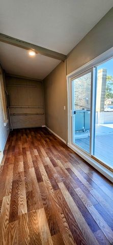 3816 W Montrose Avenue, Chicago, IL 60618