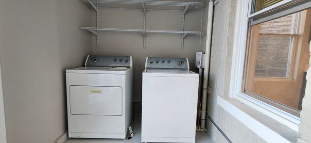 3816 W Montrose Avenue, Chicago, IL 60618