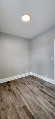 3816 W Montrose Avenue, Chicago, IL 60618