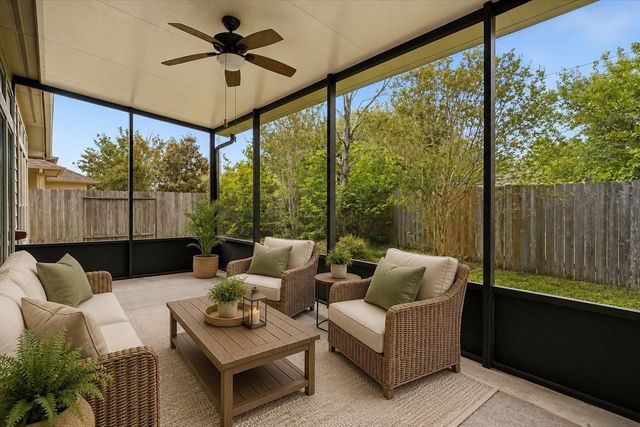 3124 Crystal Cascade Lane, League City, TX 77573