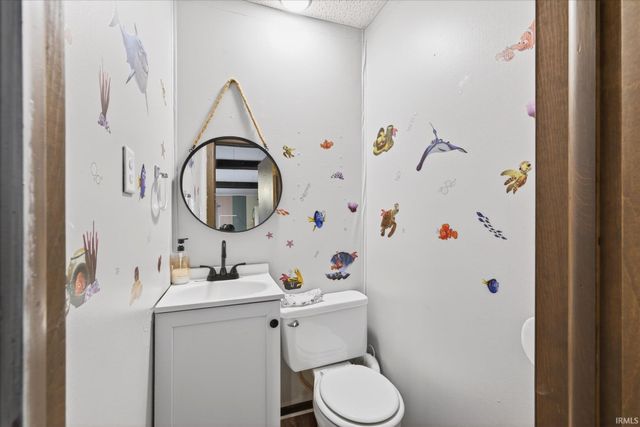 4130 W Stoutes Creek Road, Bloomington, IN 47404