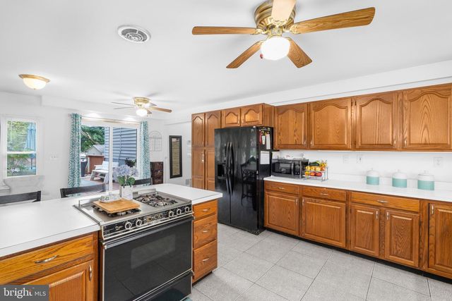 605 CAROLYN RD, Glen Burnie, MD 21061