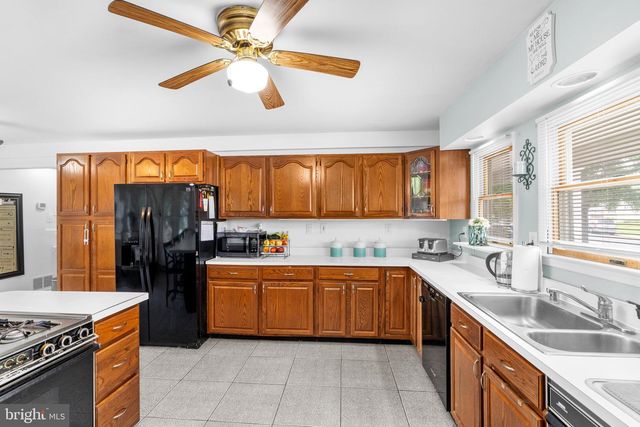 605 CAROLYN RD, Glen Burnie, MD 21061
