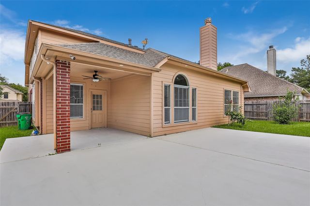 13130 Broncroft Court, Houston, TX 77044