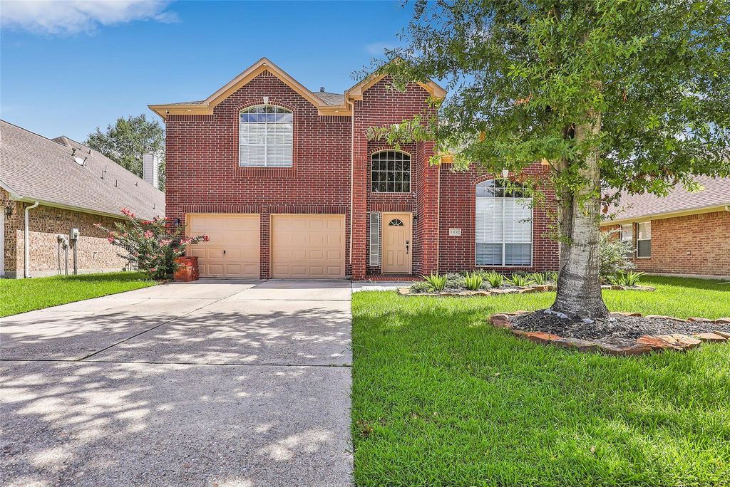 13130 Broncroft Court, Houston, TX 77044