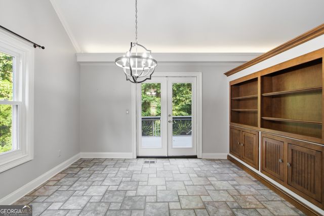 399 N Victoria Road, Woodstock, GA 30189