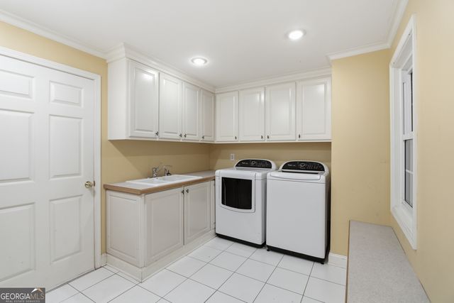 399 N Victoria Road, Woodstock, GA 30189
