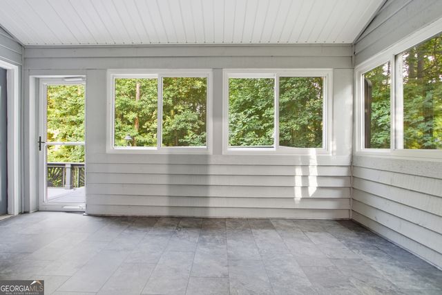 399 N Victoria Road, Woodstock, GA 30189