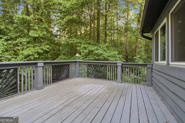 399 N Victoria Road, Woodstock, GA 30189
