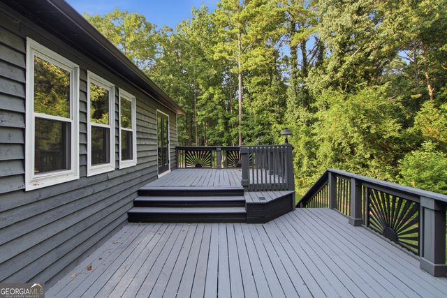 399 N Victoria Road, Woodstock, GA 30189