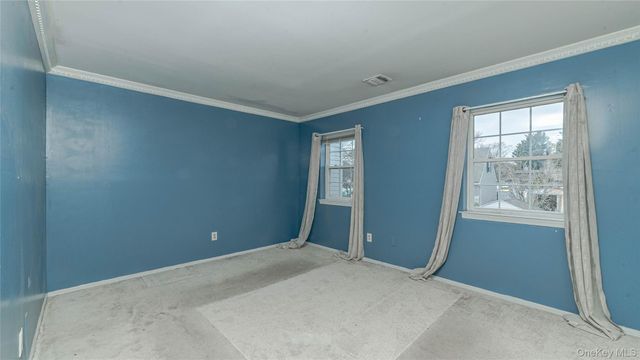 44 Oak Street, Central Islip, NY 11722