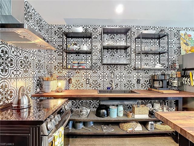 5841 Sabal AVE, St. James City, FL 33956