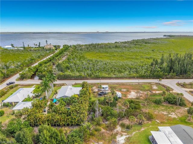 5841 Sabal AVE, St. James City, FL 33956