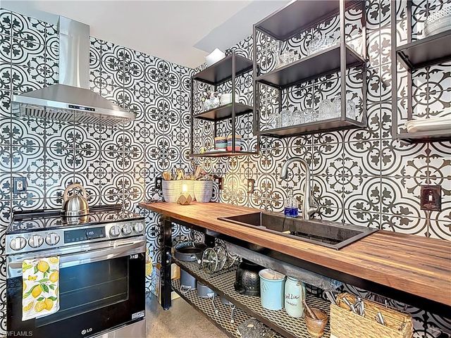 5841 Sabal AVE, St. James City, FL 33956