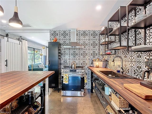 5841 Sabal AVE, St. James City, FL 33956