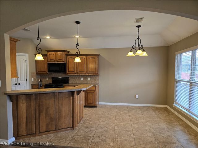 1906 Yukon Drive, Barling, AR 72923