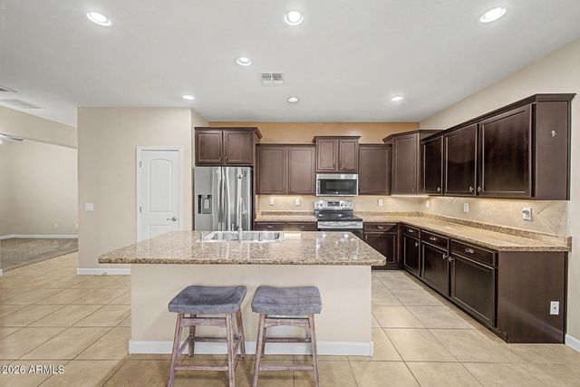 28753 N ROSELITE Lane, San Tan Valley, AZ 85143