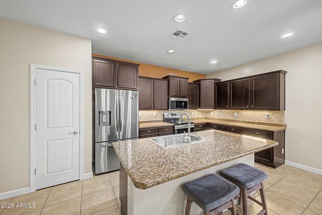 28753 N ROSELITE Lane, San Tan Valley, AZ 85143