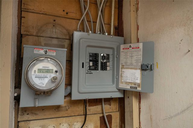 815 Quitman Street, Houston, TX 77009